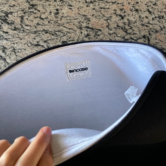 laptop case - Picture 2 of 5